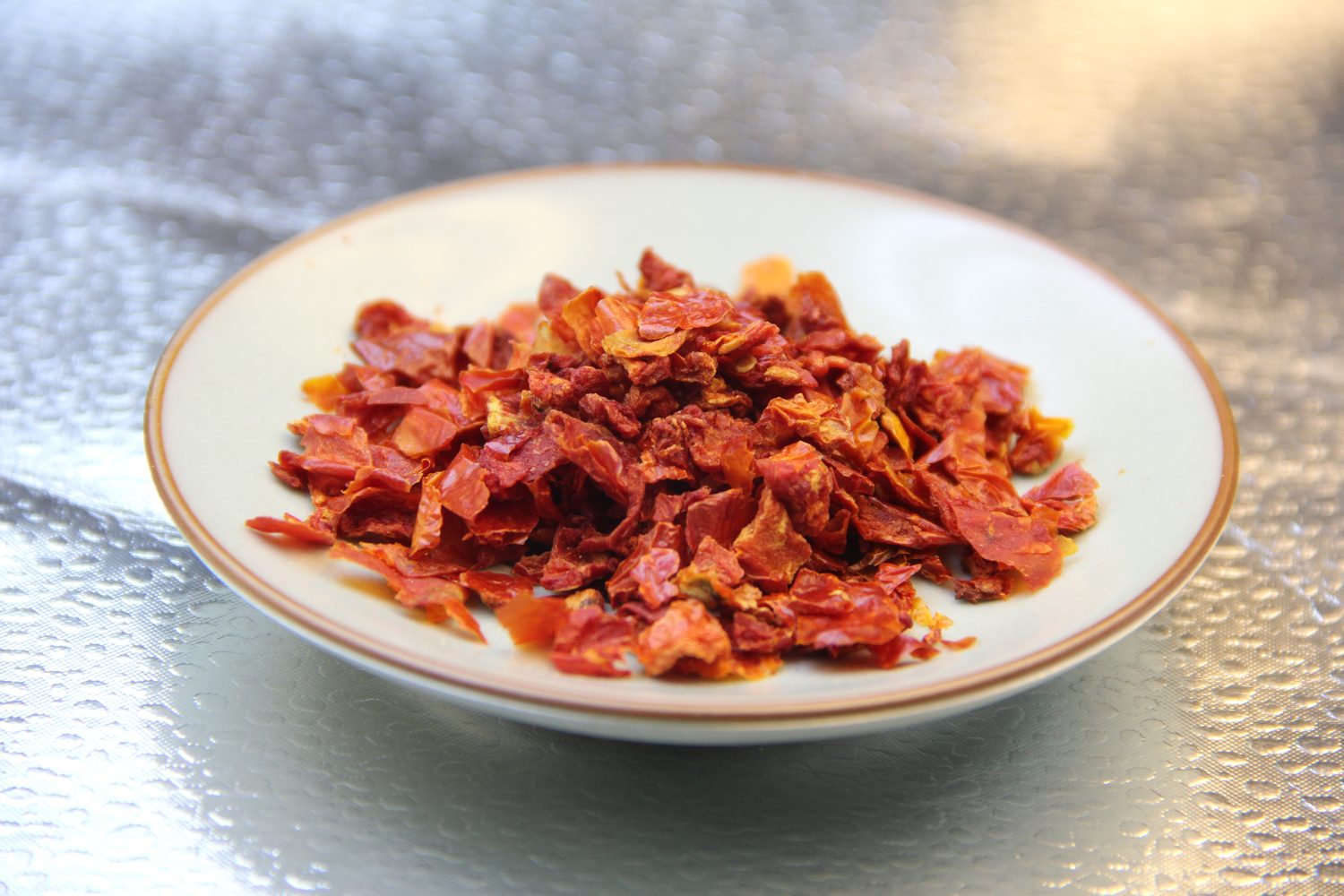 Dehydrated tomato flakes supplied in bulk
